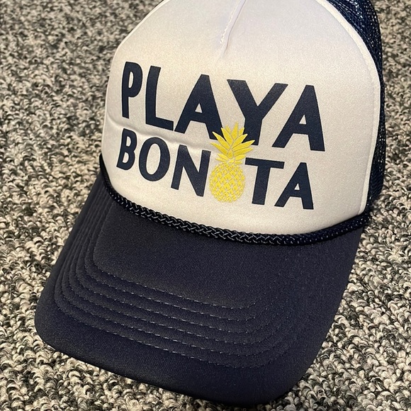 O’Neill Playa Bonita Trucker Hat. New with tags - Picture 1 of 4